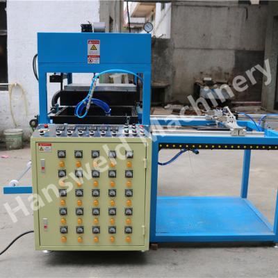 China Thermoplastic Blister Vacuum Forming Machine PVC PET Clamshell Semi Auto for sale