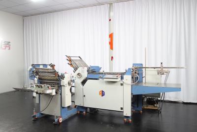 China Máquina de dobramento de papel do folheto comercial com relação de controle do tela táctil à venda