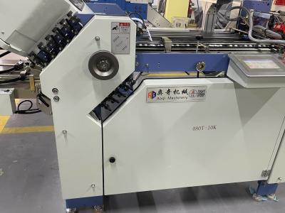 China Máquina de dobramento de papel comercial resistente com tela táctil à venda