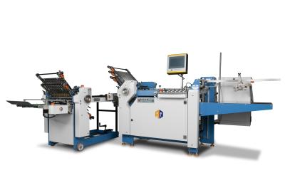 Chine Machine à plier du papier à grande taille à pliage croisé avec dossier de papier à feuillets d'approbation CE 3,8 kW à vendre
