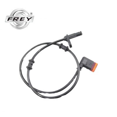 China Rear ABS Wheel Speed Sensor 2125402117 For Mercedes Benz E-class W212 Frey Auto Parts for sale