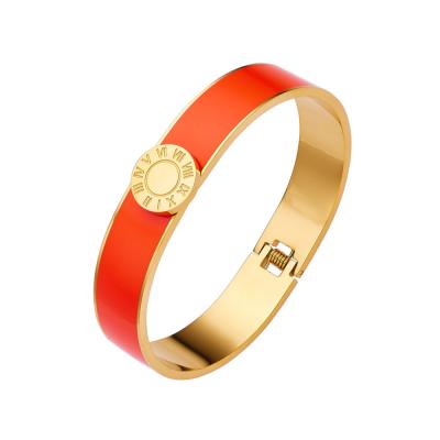 China Oem Oval Cross Bracelets Roman Numerals With Diamond Ladies Valentine'S Day Birthday Gifts à venda