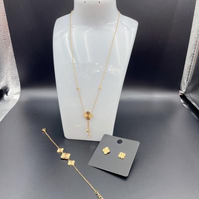 Κίνα Flowers High Polish Newest Gold Color Stainless Steel  Earring ,Necklace , Bracelet Sets For Lady προς πώληση