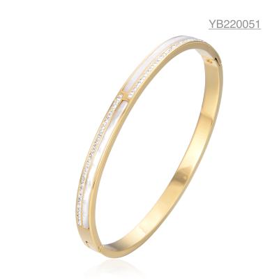 China 14k Gold Stainless Steel Bangles Distinct Shell Inlaid White Rhinestone Bracelet for sale