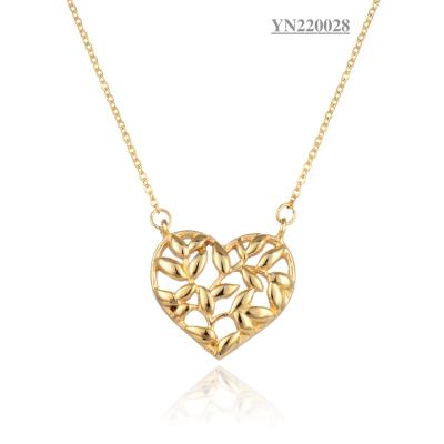 China Advanced Gold Stainless Steel Heart Pendant Necklace Olive Leaf Love Heart Necklace for sale