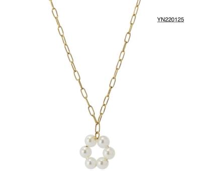 China Collar de joyería de torque de compromiso Cadena de oro con colgante de círculo de perlas en venta