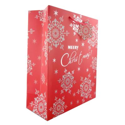 China Luxury Christmas Gift Paper Bags with Flower Patterns differnt colors for sale