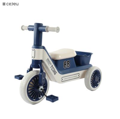 Chine Kid Riding Tricycle with Compass Bell for All-Season Use with Easy-Grip Handles à vendre