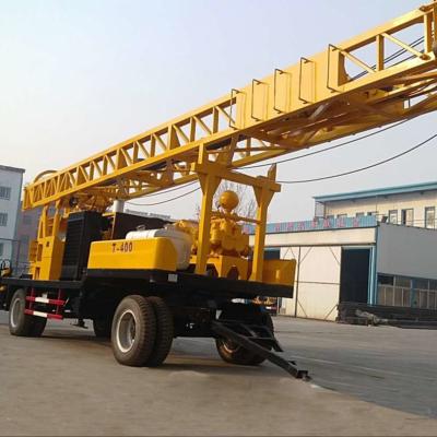 China Rotary Borehole Drilling Rig , Trailer Type Air Drilling Equipment For 400m for sale