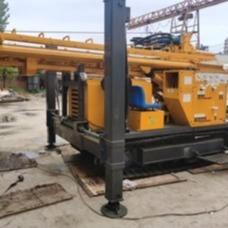 China Fully Hydraulic Track Mounted Drill Rig , Borehole Drilling Equipment 350m Depth for sale