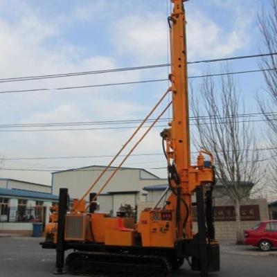 China 700m Hydraulic Crawler Drilling Rig , Water Well Drilling Machine With Track Chassis for sale