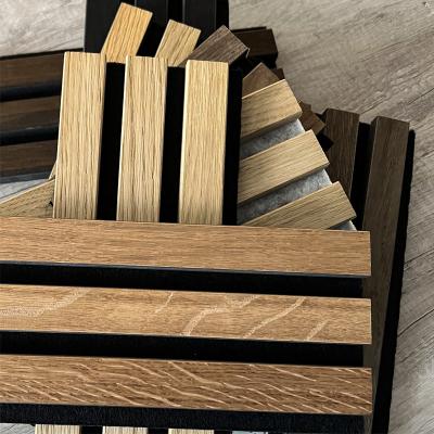 China Oak Wood Slat Acoustic Panel Living Room Soundproof Wall Panel for sale