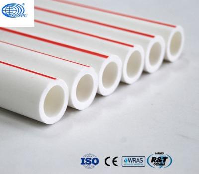 China Blanco del ODM de los tubos de agua del polietileno de alta densidad PE con la tira roja en venta