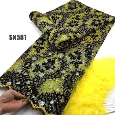 China Unique shiny  flocking velvet lace with sequins african lace Senegal fabric for party for sale