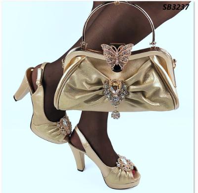 China Wholesale Nigeria Bridal High Heel Sandals Gold Italian Lady Shoes and Matching Bag Sets for sale