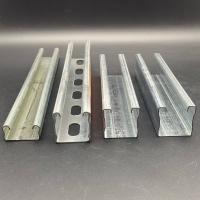 China Manufacturer Zinc Plated Slotted Plain 1 58x1 58 Strut Channel with rib Te koop
