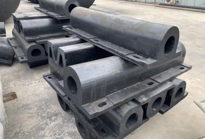China Wing (DO Type) Rubber Fender for sale