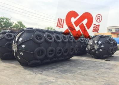 China Shipyard Boat Rubber Fenders Cylindrical Marine Fenders 1~9m Length for sale