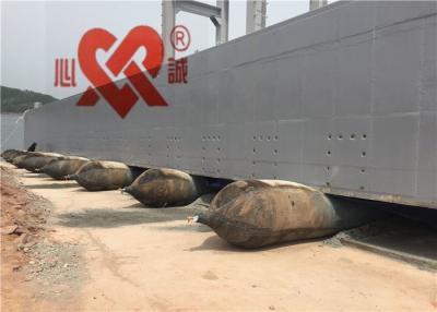 Κίνα Επισκευή σκαφών που κυλά τους θαλάσσιους λαστιχένιους αερόσακους διογκώσιμους με τη διάμετρο 1.8m προς πώληση