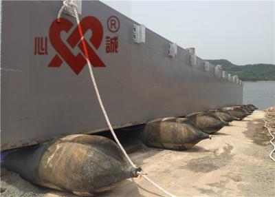 Chine L'ascenseur d'air sous-marin à haute pression de récupération met en sac la couleur noire pour le caisson à vendre