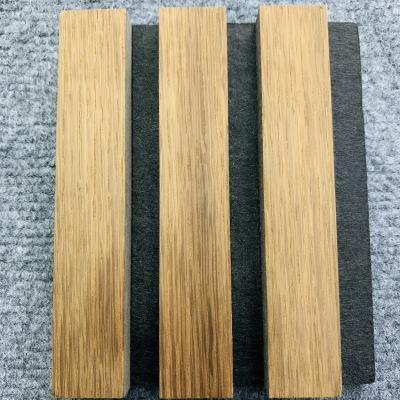 Chine Decorative Wooden Veneer Wall Panels 9mm PET Wood Slats Wall Panels à vendre
