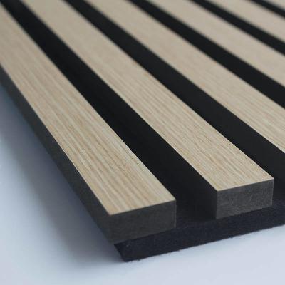 China Eco - Friendly Wood Veneer Wall Panels Polyester Wooden Sound Absorption Sound Proof Panels zu verkaufen