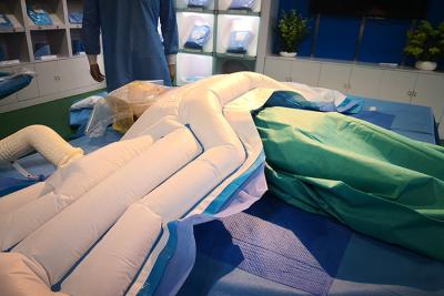 China La mitad del cuerpo superior de la manta que se calienta del paciente durante procedimientos en el cuerpo inferior partes en venta