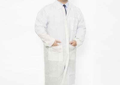 China Unisex Disposable Medical Scrub Suits SMS SPP Non Woven For Doctor And Visitor for sale