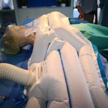 China Manta que se calienta de aire forzado adulta quirúrgica del cuerpo superior para el sitio de operación en venta