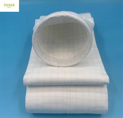 China Bolso de filtro estático anti de encargo del polvo de la tela filtrante de la tira para el polvo negro de carbono en venta
