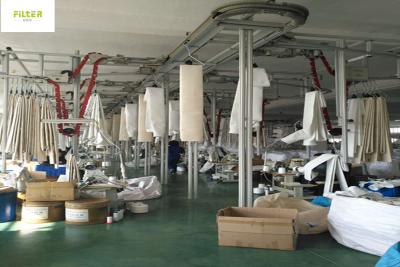 中国 Width 2.15m 500gsm Polyester Air Filter Media Material Normal Temperature 販売のため