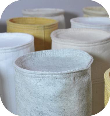 Chine polyester 550gsm mélangeant le sachet filtre antistatique pour le moulin de bois de construction à vendre