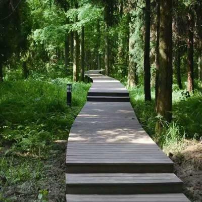 China wpc composite decking suitable for garden decking or patio decking projects with high resistance to humidity and mould for sale