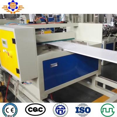 China 150Kg/H Plastic Electric Channel Pvc Cable Trunking Pvc Profile Extruder Machine Line à venda