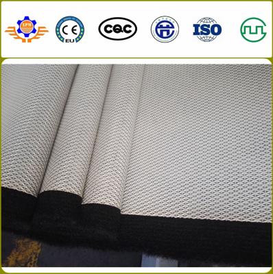 中国 1.6-2.2M PVC TPR TPE Carpet Backing Machine Floor Door Mat Artificial Grass Back 販売のため