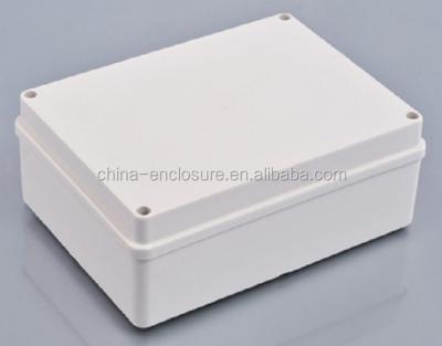 China Silver Aluminum Enclosure Box for Efficient Heat Dissipation en venta