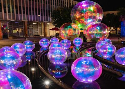 China Globo inflable del espejo del PVC del arco iris de la ejecución de la decoración del espejo de la bola reflexiva de plata gigante de la esfera en venta