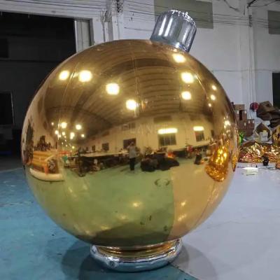 China Big PVC Ornament Christmas Mirror Ball Shiny Balls Inflatable Mirror Balloon For Decoration for sale