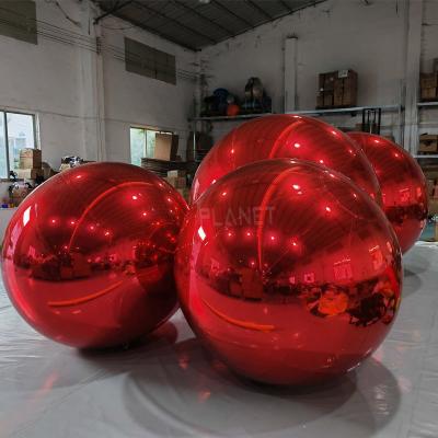 China Giant Durable PVC Hanging Resuable Big Red Shiny Ball For Decoration for sale