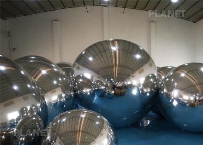 Chine L'air a scellé la boule décorative gonflable de miroir de PVC d'étape de décoration argentée géante de Noël à vendre