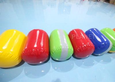 China Höhen-mehrfache Farbeaufblasbare PVCs 50cm Durchmessers 60cm zylinderförmige Boje zu verkaufen