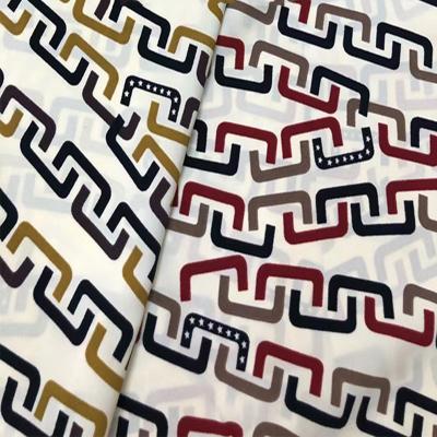 China 90-150gsm Geometric Spandex Polyester Digital Printed Woven Fabrics For Clothing for sale