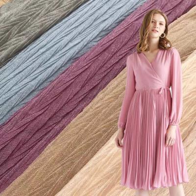 Китай Облегченные 100-200gsm крепируют ткань Crinkle ткани костюма сплетенную Breathable продается