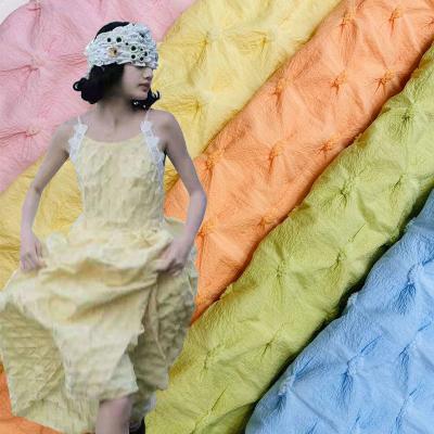 Китай Breathable текстурированная ткань 129gsm жаккарда полиэстера для одежды продается