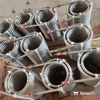 China Serpentine, U-Shape, W-Shape Designs Corrosion Resistance Titanium Coils For Heating & Cooling en venta