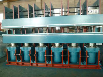 China Ce Certified Steel Vulcanizing Press Machine With Plc Control System en venta