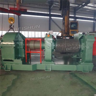 China 560mm Waste Tyre Recycling Machine Tire Rubber Crusher Machine For Reclaimed Rubber for sale