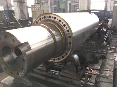 China Las piezas de la máquina de goma del hierro dúctil forjaron el rodillo de acero de alta velocidad del eje de acero en venta