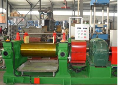 中国 Cast Iron Rubber Mixing Mill Machine Water Cooled With V Belt Drive 販売のため