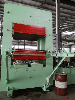 China 800 tons pressure rubber vulcanization press for hot pressing mold rubber products Te koop